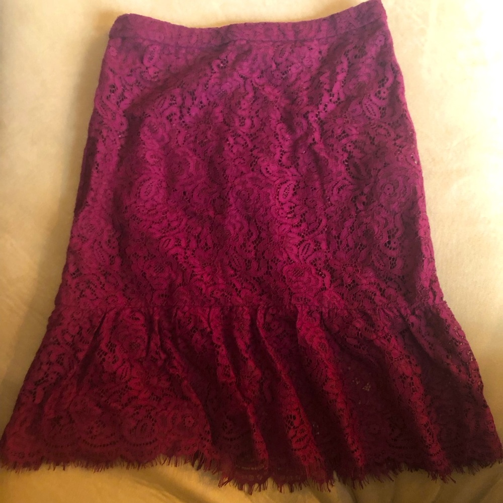 New banana republic lace skirt
